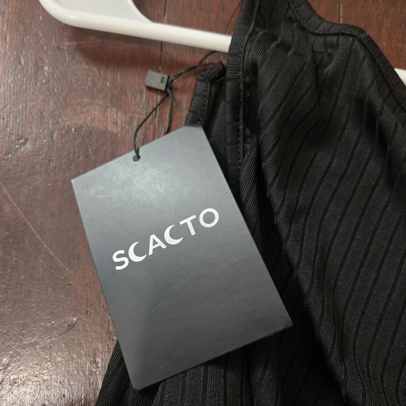 Scacto Black Ribbed Bodycon Flattering Tank Top NEW - Picture 6 of 8